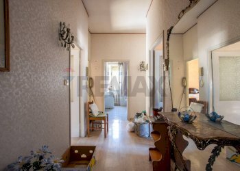 Hall / corridoio - Trilocale via burgio
 
14, Roma - foto 1