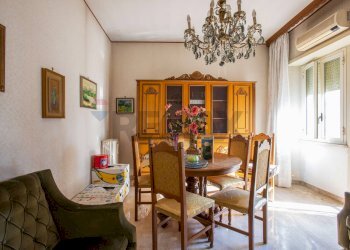 Sala da pranzo - Trilocale via burgio
 
14, Roma - foto 11