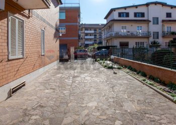 Edificio all\'aperto - Trilocale via burgio
 
14, Roma - foto 36