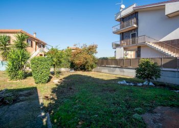 Giardino - Trilocale via burgio
 
14, Roma - foto 43