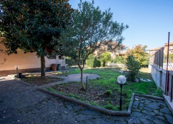 Giardino - Trilocale via burgio
 
14, Roma - foto 44