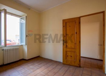 Stanza vuota - Trilocale via burgio
 
14, Roma - foto 50