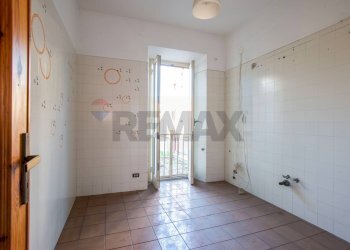 Stanza vuota - Trilocale via burgio
 
14, Roma - foto 53