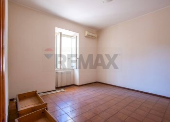 Stanza vuota - Trilocale via burgio
 
14, Roma - foto 66