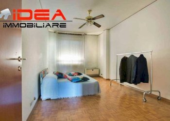 Camera da letto - Quadrilocale via Giuseppe Notari, Modena - foto 11