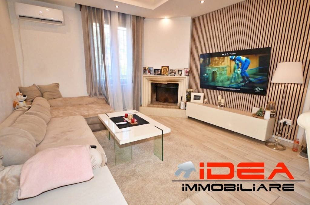 Salone - Villa strada Villanova, Modena - foto 3