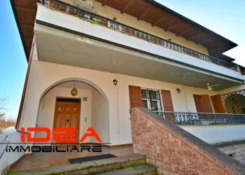 Facciata - Villa via Umberto Giordano, Castelnuovo Rangone - foto 11