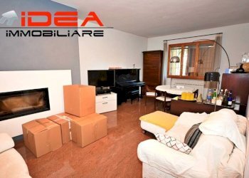 Salone - Villa via Umberto Giordano, Castelnuovo Rangone - foto 24