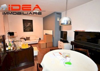 Salone - Villa via Umberto Giordano, Castelnuovo Rangone - foto 25