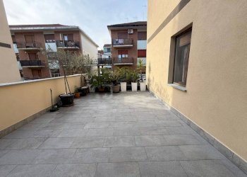 Terrazzo - Trilocale via Angelo Brofferio, 8, Settimo Torinese - foto 9