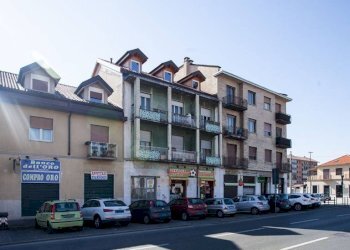 Facciata - Commercial Activity corso Vercelli, 376, Torino - photo 3