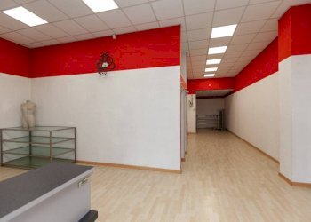 Interno non residenziale - Commercial Activity corso Vercelli, 376, Torino - photo 8