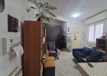 Salone - Bilocale via Sergio Piombelli, 24, Genova (zona Sampierdarena) - foto 12