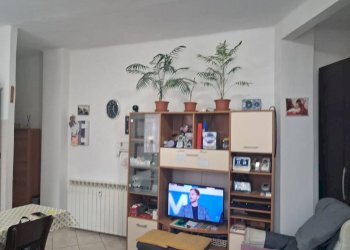 Salone - Bilocale via Sergio Piombelli, 24, Genova (zona Sampierdarena) - foto 48