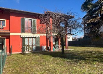 Trilocale Via croce, Varallo Pombia - foto 3