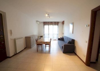 Salone - Trilocale via Alcide De Gasperi, Rosate - foto 6