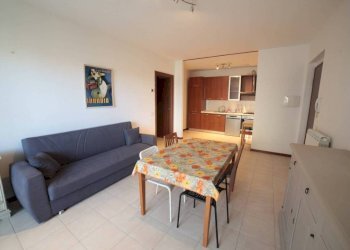 Salone - Trilocale via Alcide De Gasperi, Rosate - foto 11