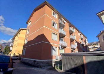 Facciata - Trilocale via Ezio Vanoni, 70, Sondrio - foto 1