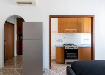 Cucina - Two-room apartment via Ambrogio Binda, 16, Milano (neighborhood Barona) - photo 4