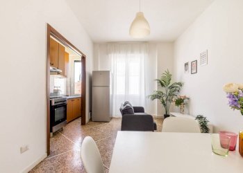 Salone - Bilocale via Ambrogio Binda, 16, Milano (zona Barona) - foto 6