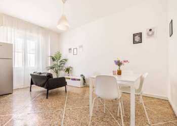 Salone - Bilocale via Ambrogio Binda, 16, Milano (zona Barona) - foto 9