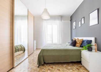 Camera da letto - Bilocale via Ambrogio Binda, 16, Milano (zona Barona) - foto 20