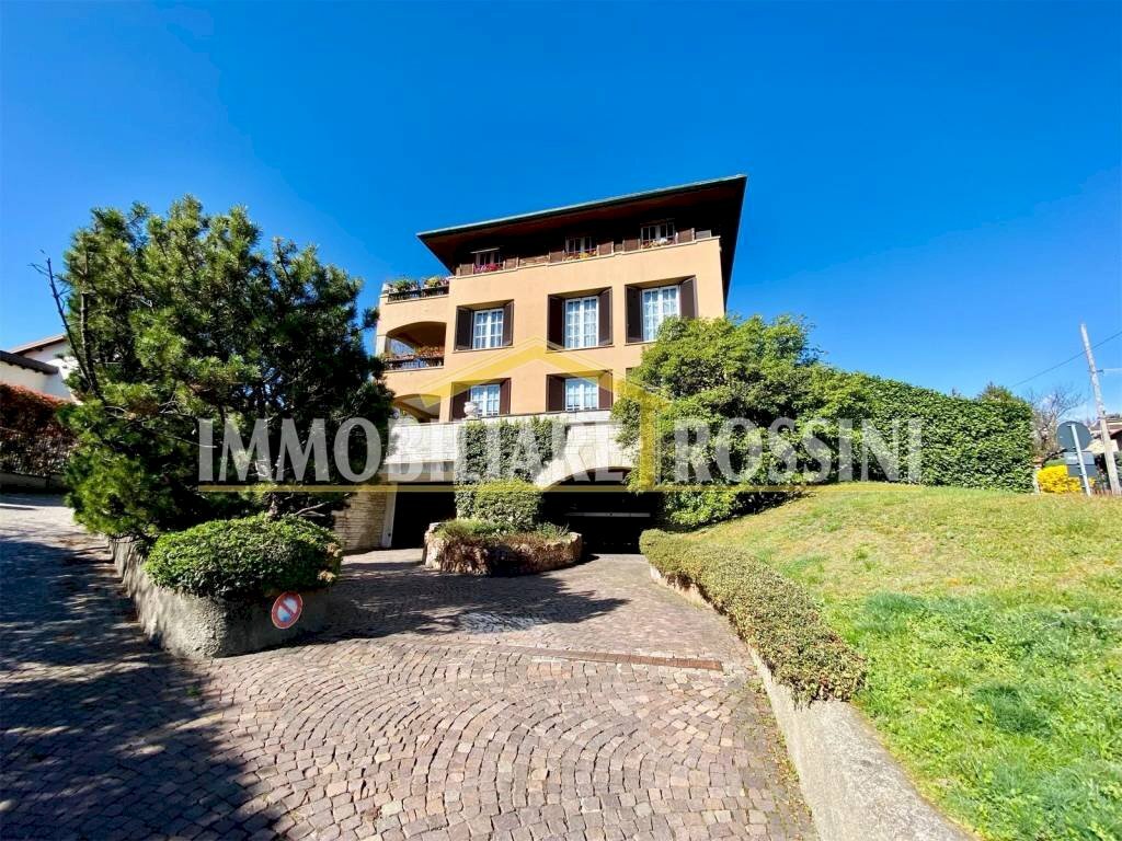 Facciata - Trilocale via Ciro Menotti, 33, Varese - foto 3