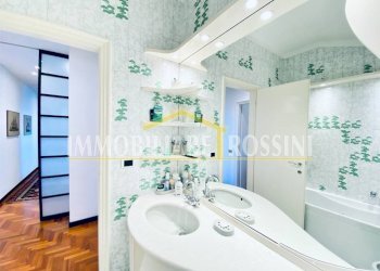 Bagno - Trilocale via Ciro Menotti, 33, Varese - foto 21
