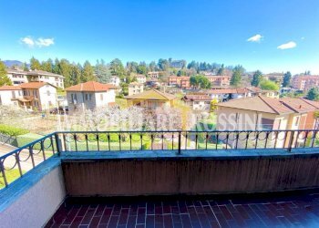 Balcone - Three-room apartment via Ciro Menotti, 33, Varese - photo 27