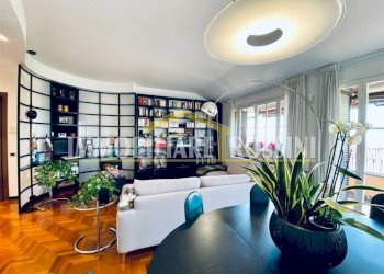 Salone - Three-room apartment via Ciro Menotti, 33, Varese - photo 11