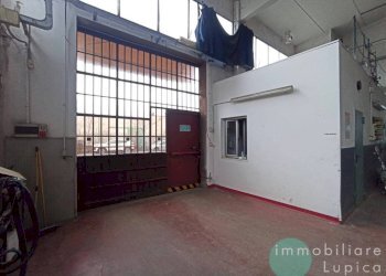 Interno non residenziale - Capannone Bologna (zona San Vitale) - foto 8