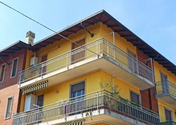 Facciata - Bilocale via Strettura, 17, Trecate - foto 1