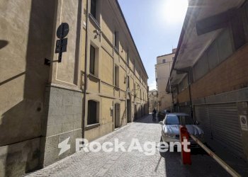 Magazzino via Giuseppe Sensales, 22, Catanzaro - foto 17