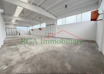 Magazzino - Shed viale Monte Grappa, Boltiere - photo 1