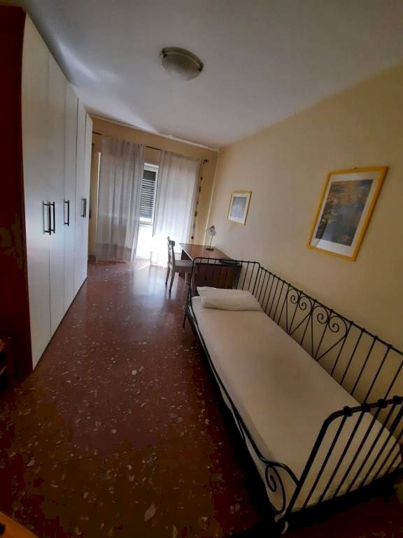Camera da letto - Terreno non edificabile via Laurentina, 3, Roma - foto 3