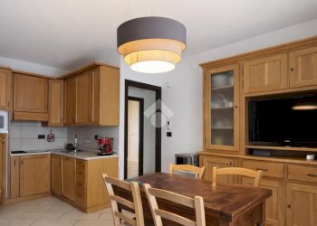 Three-room apartment Via S. Rocco, Bra - photo 2