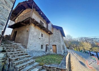 Independent house FRAZIONE FASSOULAZ, Brissogne - photo 1