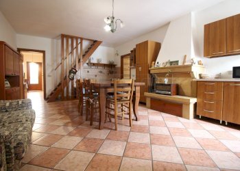 salotto - Casa semi indipendente Via Tadiotti 25, Montorso Vicentino - foto 1