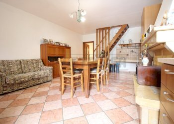 salotto - Casa semi indipendente Via Tadiotti 25, Montorso Vicentino - foto 2