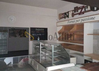 efadda36-1da6-4599-ad20-f54d7a6189f2.jpeg - Locale Commerciale Sesto Fiorentino - foto 11