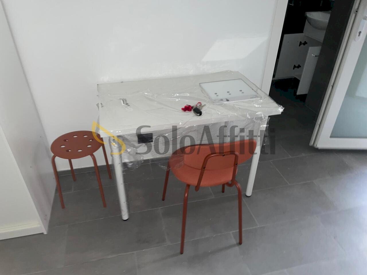 13.jpg - One-room apartment Via Principessa Clotilde, Torino (neighborhood San Donato) - photo 2