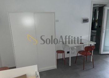 11.jpg - One-room apartment Via Principessa Clotilde, Torino (neighborhood San Donato) - photo 3