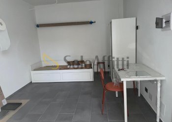 8.jpg - One-room apartment Via Principessa Clotilde, Torino (neighborhood San Donato) - photo 5