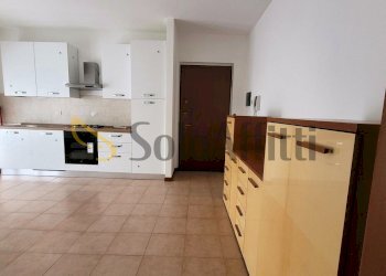 zona giorno.jpg - Two-room apartment Via XXIV Maggio, San Vittore Olona - photo 13
