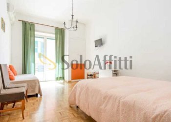 Camera - Monolocale Via Tasso, Napoli (zona Vomero) - foto 1