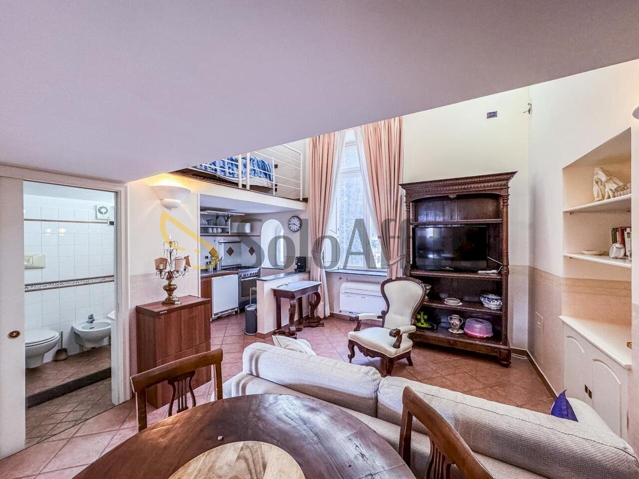 soggiorno - Bilocale via poggio dei mari, Napoli (zona Arenella) - foto 3