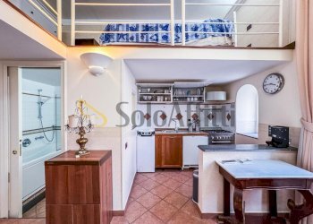 soggiorno - Bilocale via poggio dei mari, Napoli (zona Arenella) - foto 6