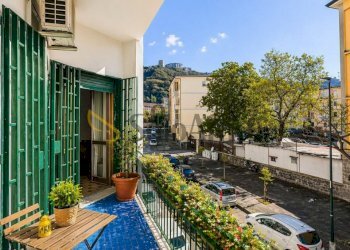 Balcone - Trilocale Via Venezia Giulia, Napoli (zona Fuorigrotta) - foto 7