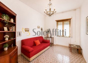 Camera 2 - Trilocale Via Venezia Giulia, Napoli (zona Fuorigrotta) - foto 11