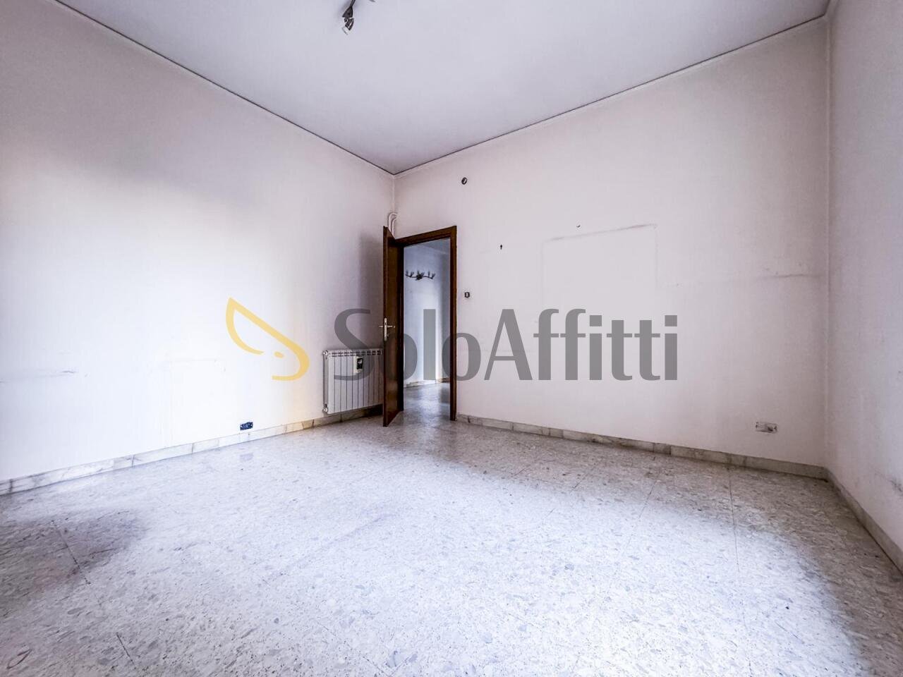 Stanza - Trilocale Via Gian Lorenzo Bernini, Napoli (zona Vomero) - foto 3